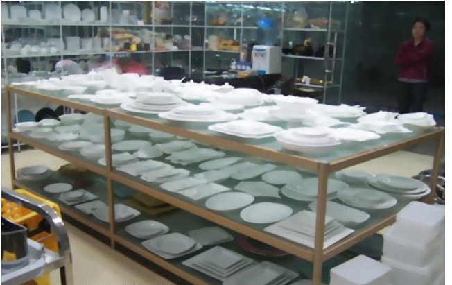 深圳货架，深圳仓储货架，深圳仓库货架，餐具类展示架